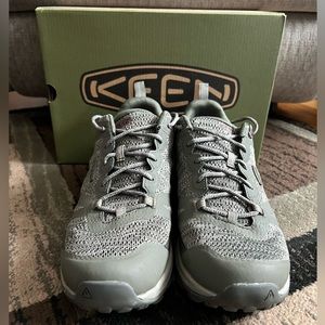 Keen Terrafora II Waterproof Shoe, Womens sz 8.5 Color Dusty Sage/Nostalgia Rose